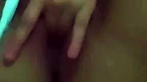 olha como minha buceta amanheceu inchada