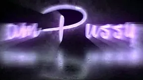 skinny amateur girl masturbates in the shower