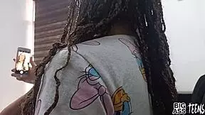 STEPBROTHER CONVINCED STEPSISTER TO SUCK HIS COCK