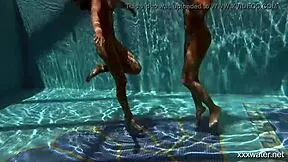 Underwater lesbos serbian and russian 😍