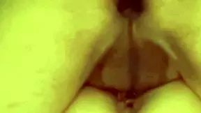 Amateur creampie in pink pussy after virginity loss