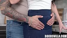 Wet Jennifer White gets hardcore with Quinton James