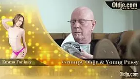 Old Man Fingers Online Date's Pussy Until She Cums