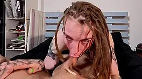 She wanted a good dick in her pussy and handcuffs for spice