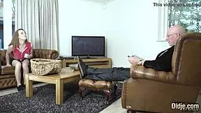 Old Man Fingers Online Date's Pussy Until She Cums