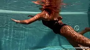 Underwater lesbos serbian and russian 😍