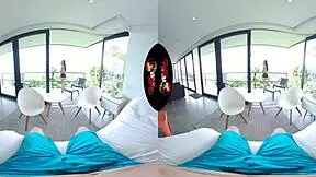 i'm this 18yr latin teen in my first vr porn shoot