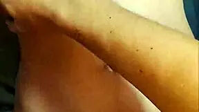 Magaling ba mangabayo si mommy with big tits?