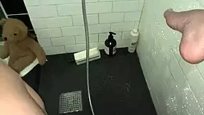 i'm arabian snowwhite, this elite saudi teen girl with perfect body, masturbatin' my tight pussy in the shower, feelin' so horny, amateur