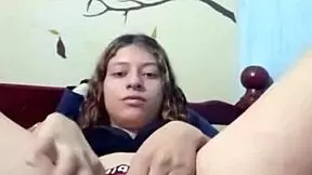 Rich Latina masturbates solo with palette 😍