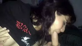 Hermanastra Loves Sucking Big Cock in Her Mouth