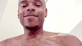 Ripped Musa Phoenix fucks sexy Kyler Quinn and cums on her face