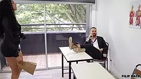 The delinquent student fucks his teacher in the classroom after everyone leaves