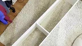 she wanted me to fix her closet and i gave her a mouthful of cum