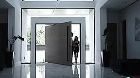 Nasty brunette babe vanna bardot using her trimmed pussy to affect a juror