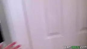 Shesnew blonde teen girlfriend homemade pov fuck