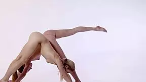 Svetik and Rita hot flexible lesbians 😍