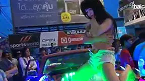 i love this cute thai lady in the car