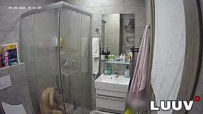 Luuv Kareflore Films Amateur Shower Routine