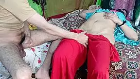 Punjabi desi bhabhi and bengali devar sex on webcam live handjob fingering with amazing xxx fuck.