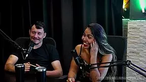 melhores momentos da casal kaliente no preliminares podcast com bia hot - parte 1 watch on sheer red