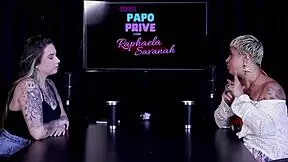 Seu forte é exibição se sente autêntica tem falta das preliminares não sai com homens sem planos e quando beijou mulheres - just joana watch on sheer red