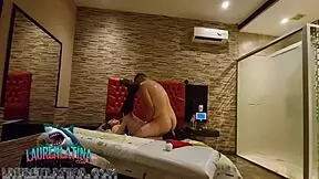 Madura Venezolana Contrata Un Joven Para Tener Sexo Sin Condon