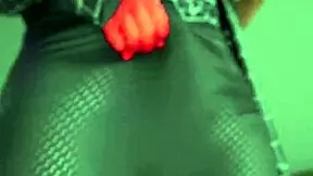 Miles Morales Homem Aranha Cosplay Batendo Uma Punheta E Gozando Bastante Bem Gostoso - Gozo Farto