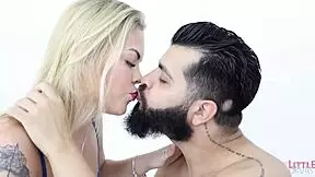 loira perfeita fode seu cuzinho rosa e deixa eu gozar dentro.