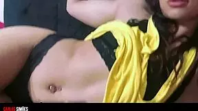 Latina babe sucks big thick dick in homemade scene