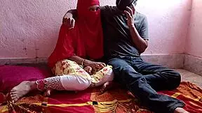 पैसो के लिए गर्लफ्रेंड को दोस्त के साथ मिलकर गन्दा काम किया