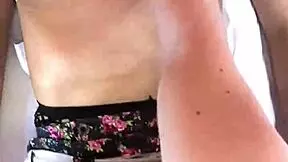 petite tetona recibe golpes de misionero despu�s de la escuela