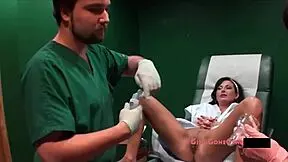 Lola Lynn Gets Felt Up Intensely