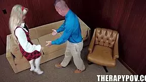 She Overcomes Fear Of Kissing By Licking Dicks