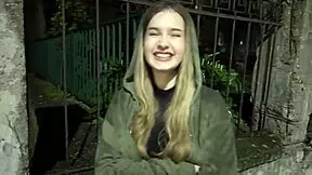 Comatozze fucks fan despite boyfriend concerns