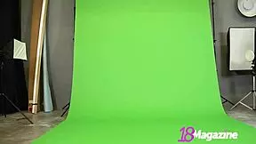 Wow, Brittany's Barefoot Ass Show!