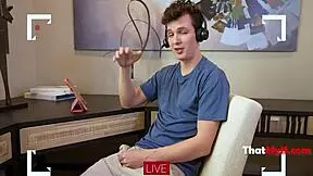 Does Stepmom Get Butt Naked On Live Cam?