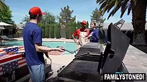 i saw penelope kay get a huge cum show on her face from stepdad will pounder and stepbro josh rivers, it was so messy!!