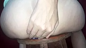 putinha training big ass for anal on christmas with shaved pussy 😏