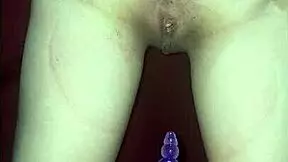 putinha training big ass for anal on christmas with shaved pussy 😏