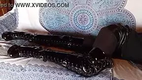 Look at that total black outfit with fishnets and boots!