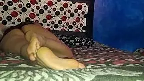 Me follo a la gordibuena tiene una tetas naturales grandes cabalga bien rico en mi polla que rico co�o