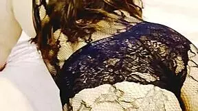 Cogiendo A Mi Esposa En Su Lenceria.