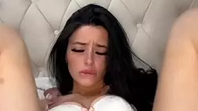 Amateur slut solo masturbation 😈