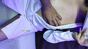 colegiala tan solo 18 a�itos es llenada de leche por su maestro antes de ir a la escuela video casero real amateur