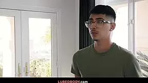 Diego's first massage turns sexy with Andi Avalon's deepthroat and cumshot.