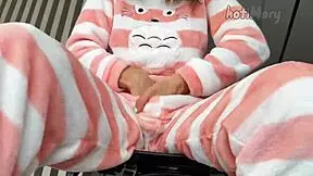 Horny Teen 18+ Masturbating Pussy And Orgasm