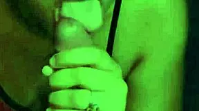 Latina Se Deja Follar Por Extra�o Que Conoci� En El Antro