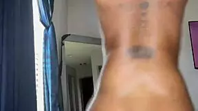 young black girl with fat ass twerking on muscular bodybuilder