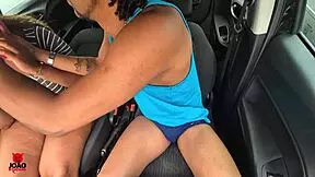 Primeira vez da jujuba levando ferro e leitada na xota em uma carona por salvador jujuba baiana parte 1